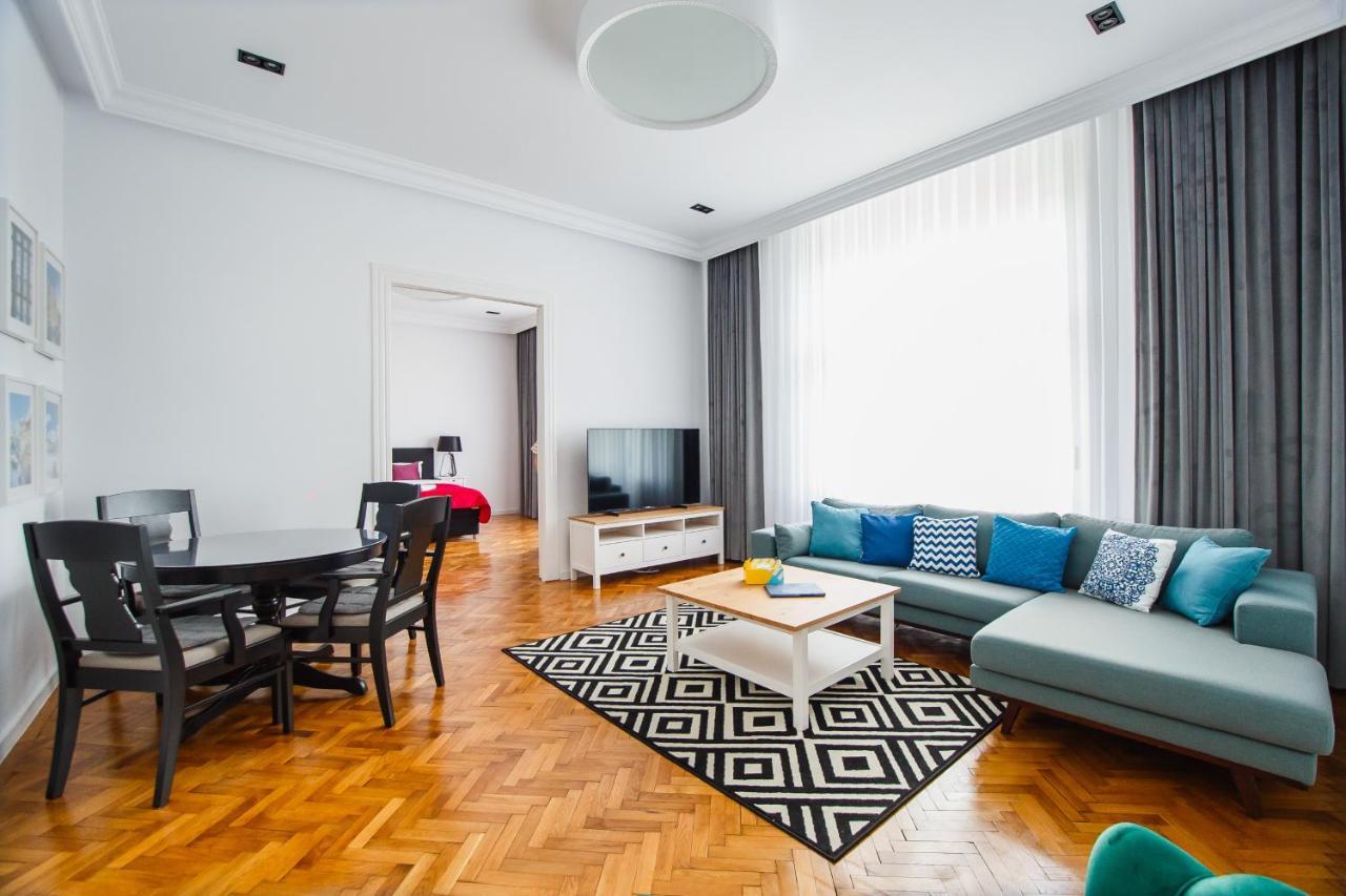 Spacious Riverviews Apartment Near Piata Unirii Gran Varadino Esterno foto